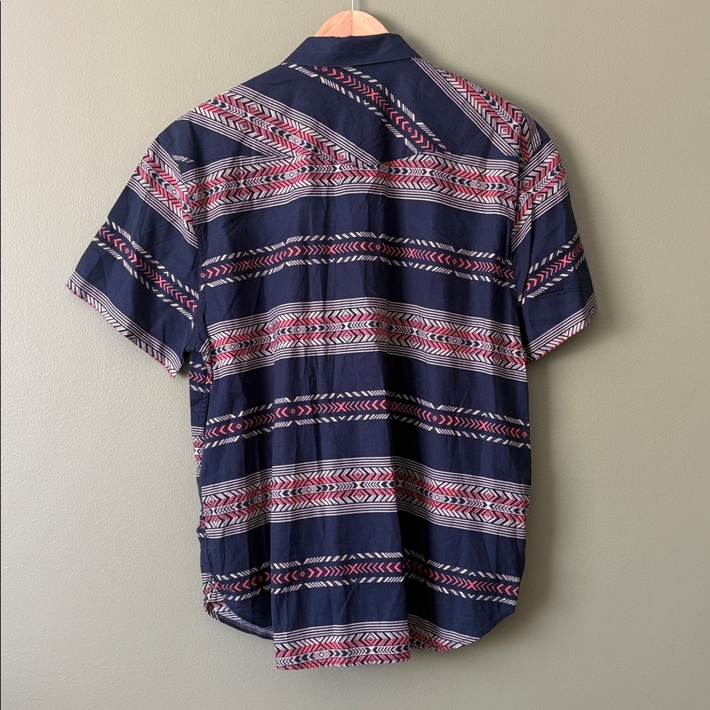 Lucky Brand Short Sleeve Button Up Shirt Navy Western Aztec Snap Closure Sz XL - Picture 7 of 7